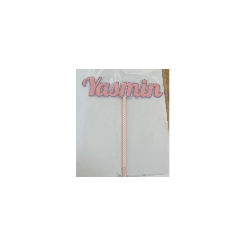 Topo de bolo Yasmin branco, lilás e rosa