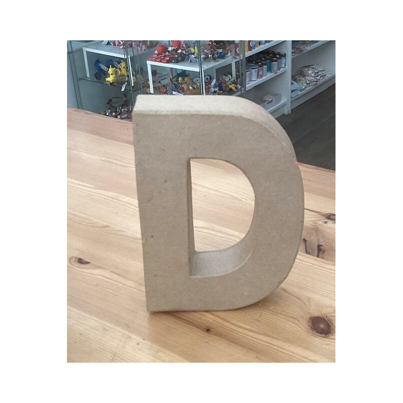 Letra D Papel maché