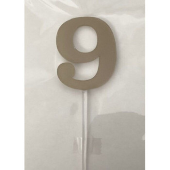 Numero 9 acrilico - ouro