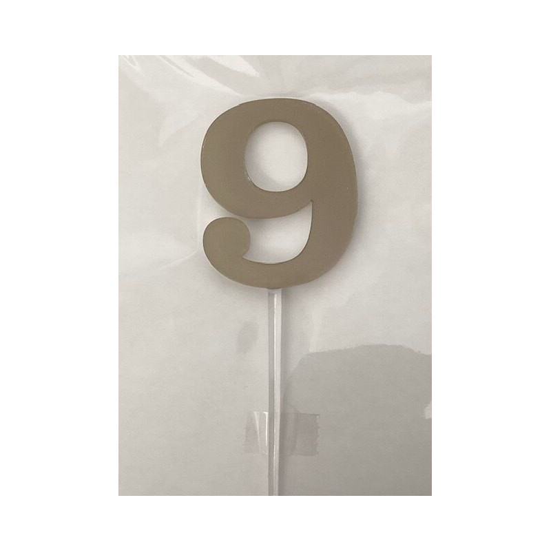 Numero 9 acrilico - ouro
