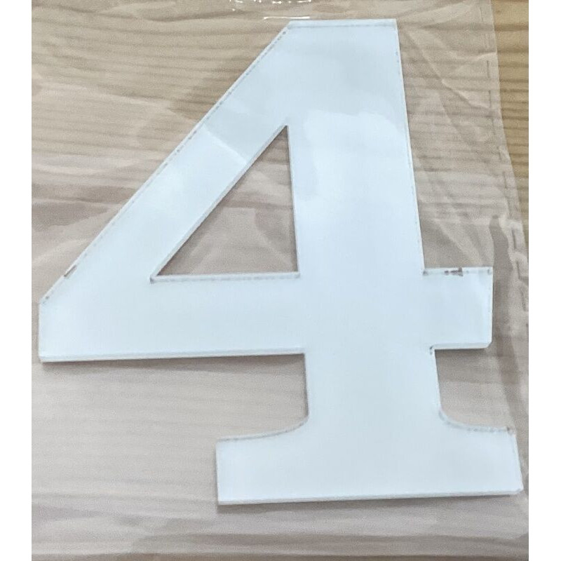 Número 4 acrilico - branco