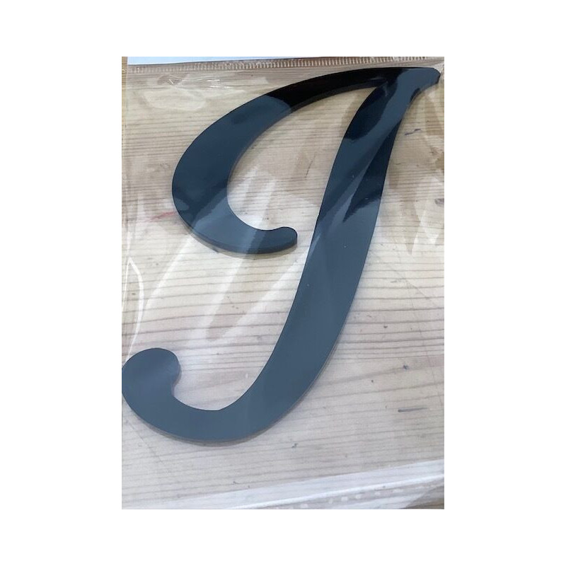 Letra J acrilico - preto