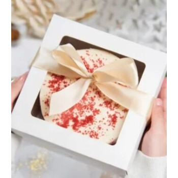 Caixa cartolina com janela 31x31x30cm