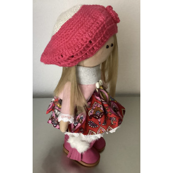 Boneca de tecido - altura 27 cm