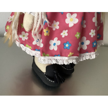 Boneca de tecido - altura 36cm