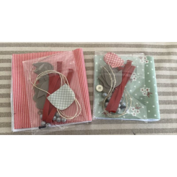 Kit galo e galinha verde água e vermelho