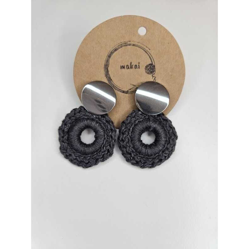 Brincos croché cinza escuro