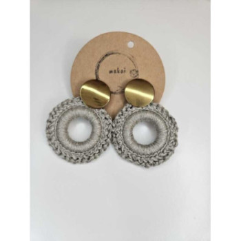 Brincos croché champanhe