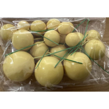 18 bolas decorativas amarelo