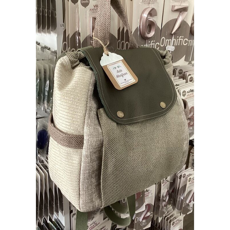 Mochila de tecido tons verde