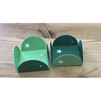 12 formas de papel estrelas verde