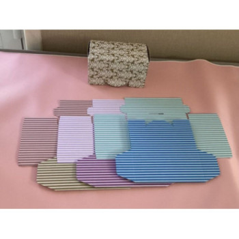 caixa de cartolina 13x7.5x7cm riscas1 cores