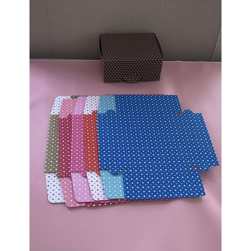 Cx para bolos/bolachas 16x13x7cm corações1 cores