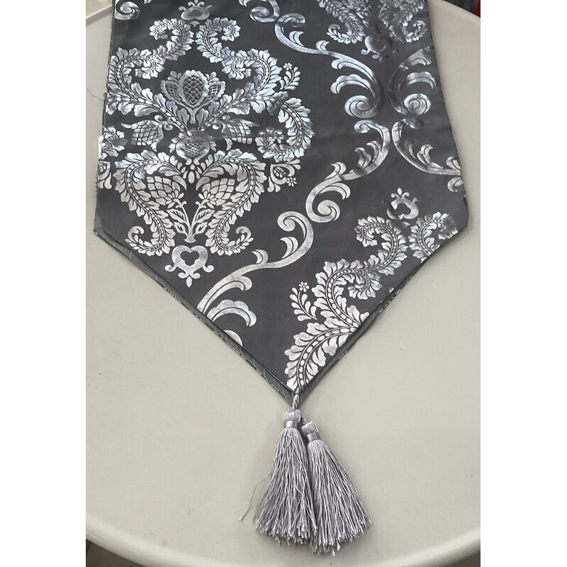 Caminho de mesa tons prata 175 cm