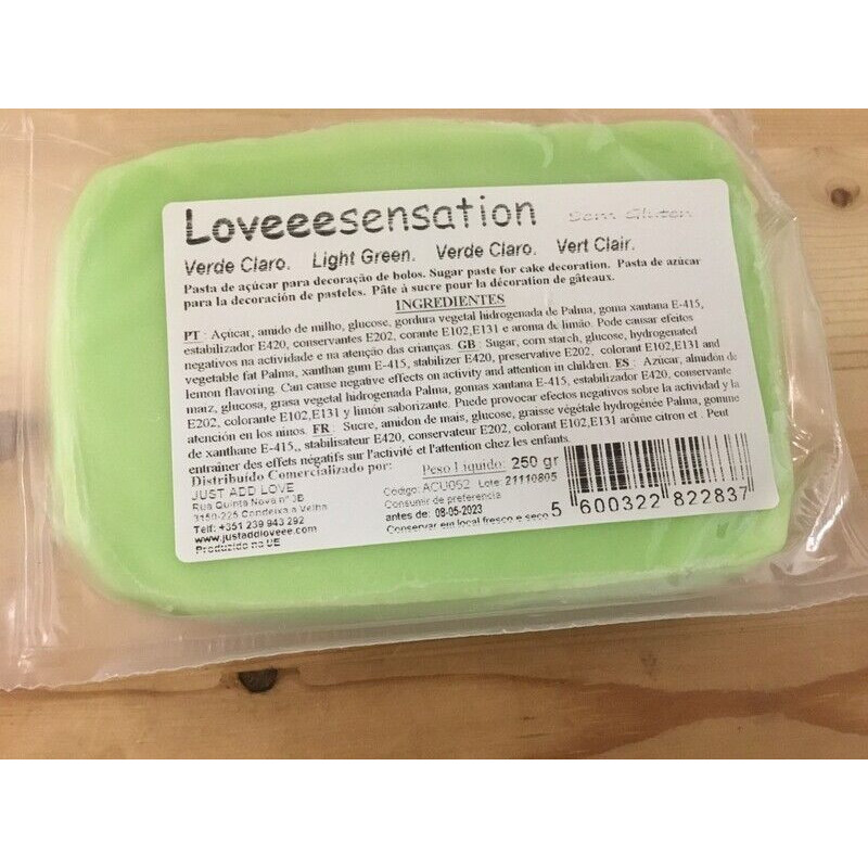 Pasta Loveeesensation verde claro 250 gr.