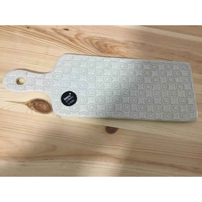 Tábua retangular com pega 13x38cm