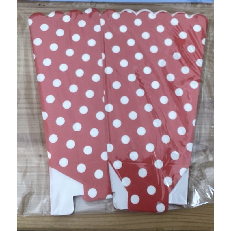 6 Caixas Pipocas vermelho com bolas brancas