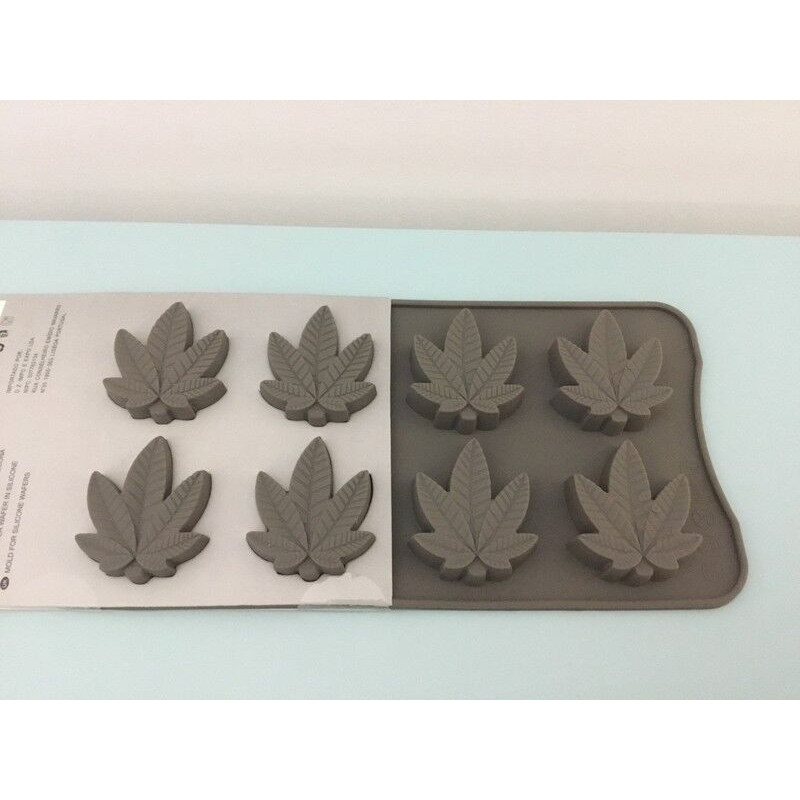 Moldes bombons folhas 10,5x21cm