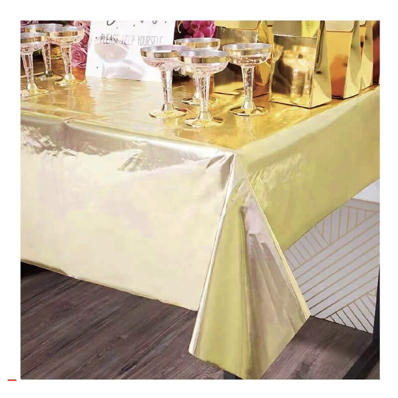 Toalha de mesa plástica 137x274cm dourado metalizado