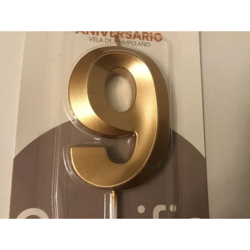Vela de aniversário 14,5 cm dourada n. 9